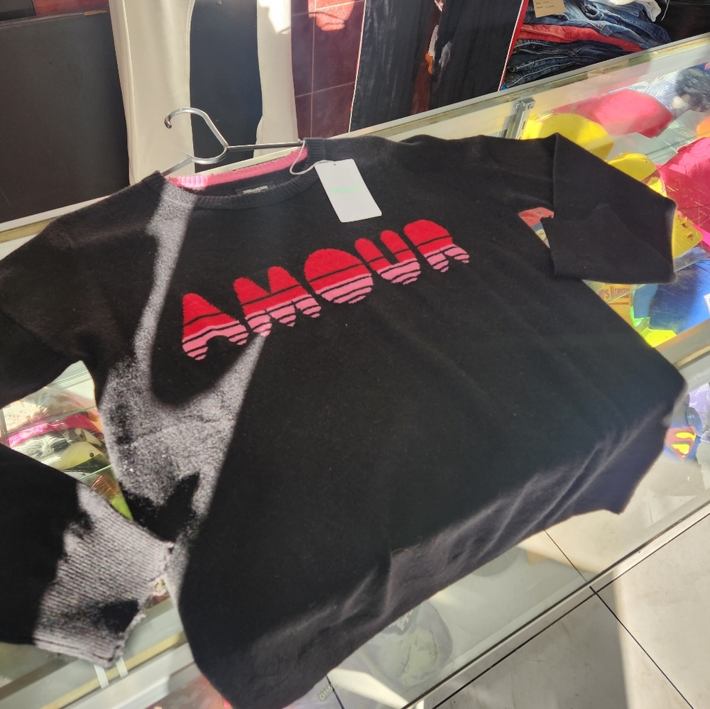 Ladies sweater